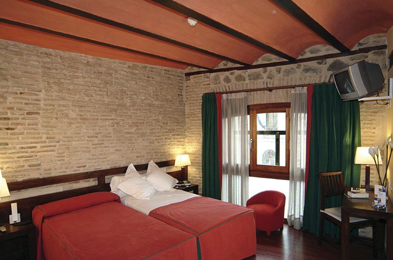 Abad Toledo Hotel Exterior foto